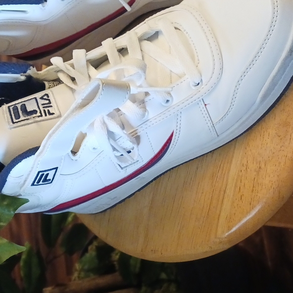 ⚡Fila Classics sneakers - Picture 3 of 7